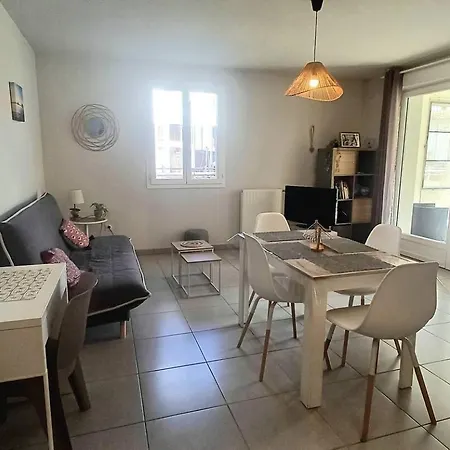 Apartment T2 4 Couchages Emplacement Ideal